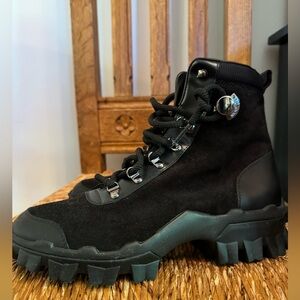 Moncler boots